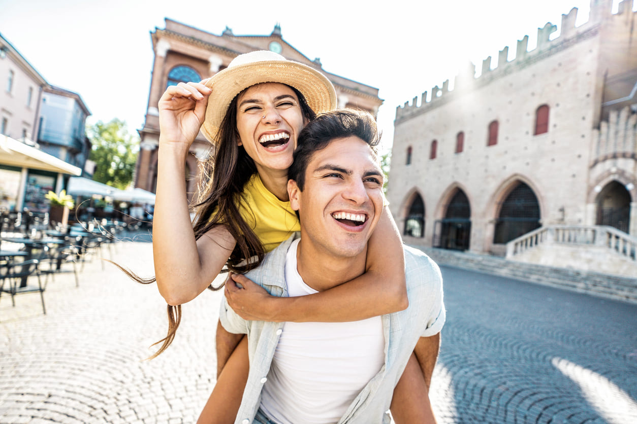 Cómo viajar cuidando tu salud financiera