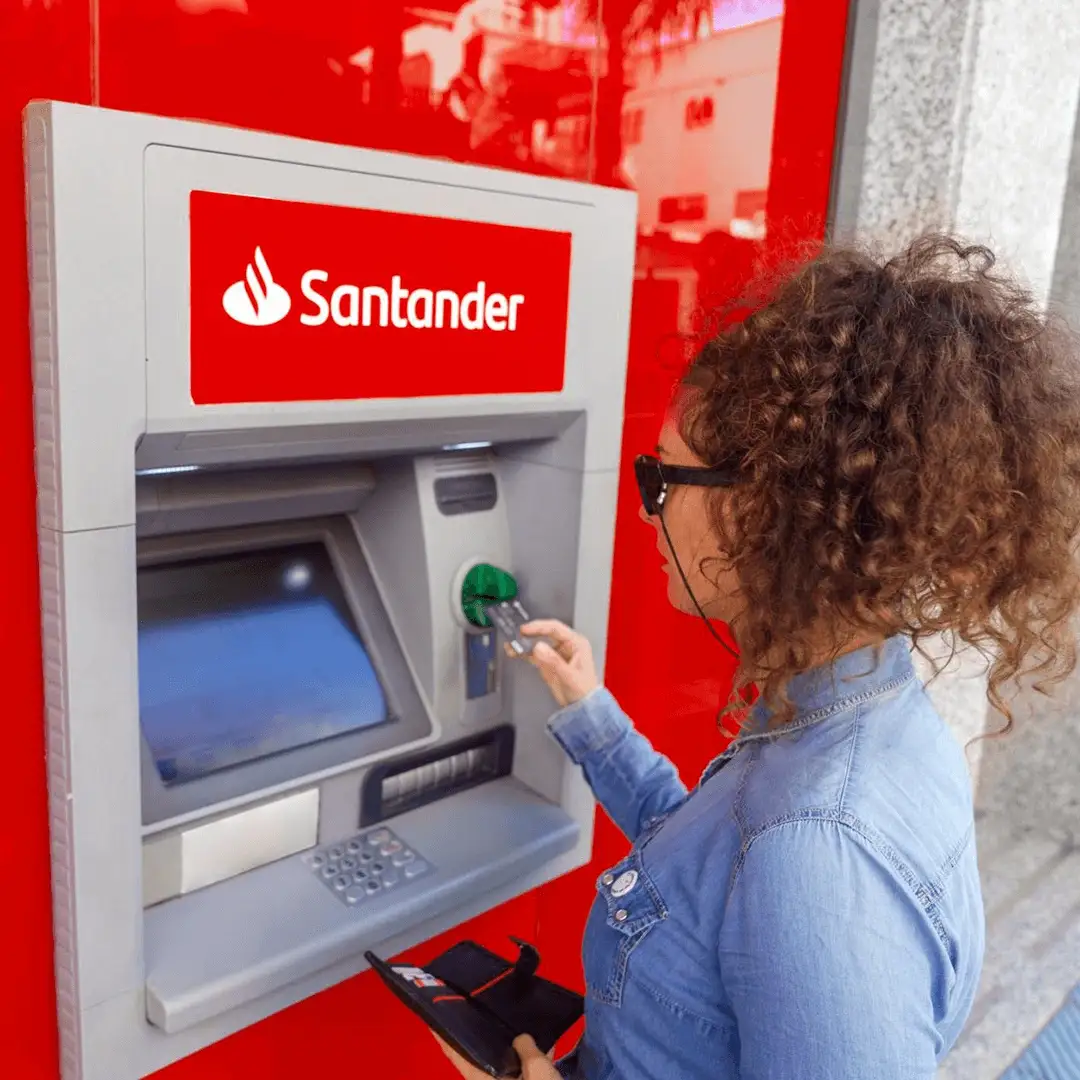 Con Retiro Protegido, cuida tu dinero al realizar retiros sin tarjeta en cajeros automáticos